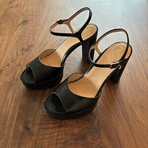 BRAND NEW NEVER WORN - Inez Camilla Platform Sandal - Black Lizard - Size 7.5